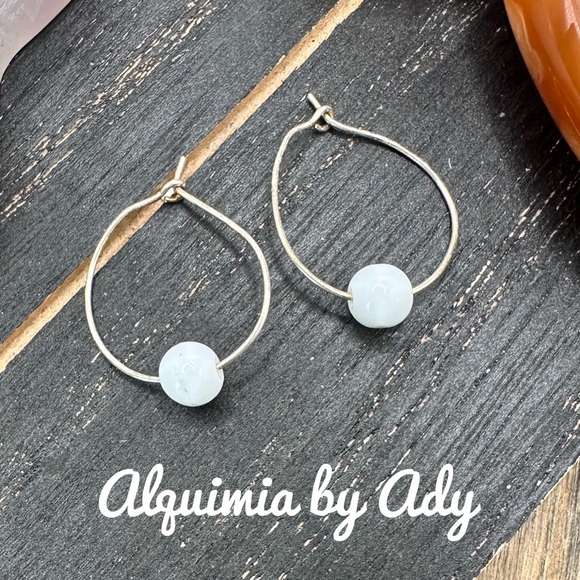 Alquimia White jade and silver Earrings - Picture 1 of 1